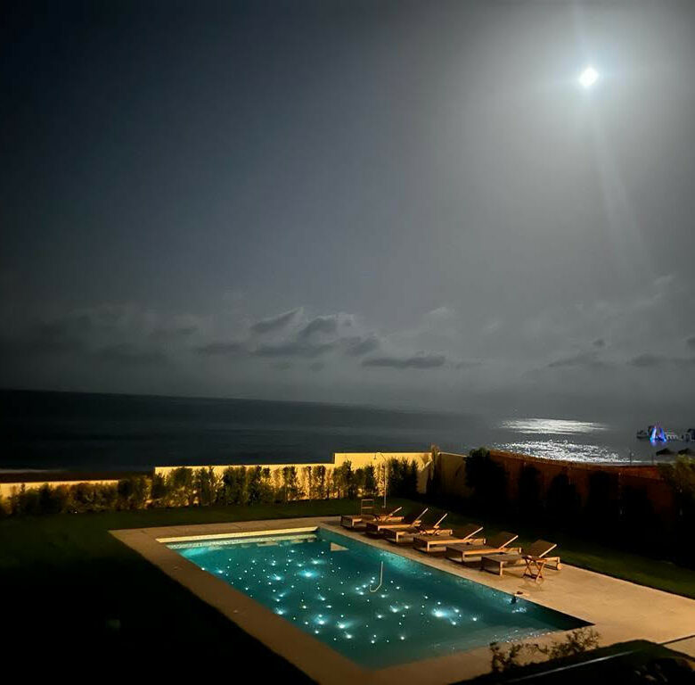 FOR SALE 🏡 Frontline Beach Villa with Panoramic Sea Views – La Cala de Mijas, Mijas