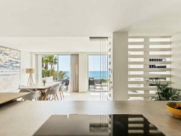 FOR SALE 🏡 Frontline Beach Villa with Panoramic Sea Views – La Cala de Mijas, Mijas