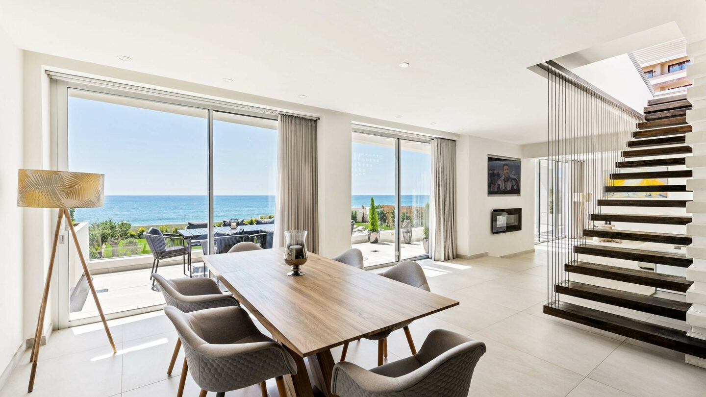 FOR SALE 🏡 Frontline Beach Villa with Panoramic Sea Views – La Cala de Mijas, Mijas