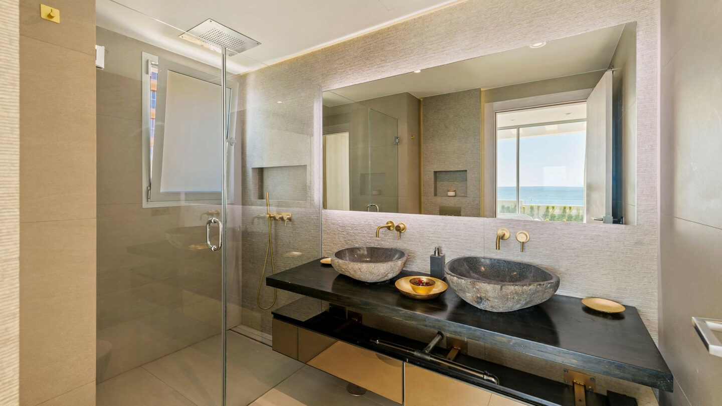 FOR SALE 🏡 Frontline Beach Villa with Panoramic Sea Views – La Cala de Mijas, Mijas