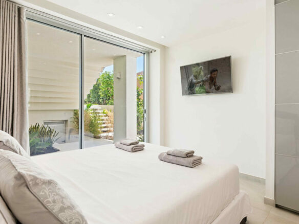 FOR SALE 🏡 Frontline Beach Villa with Panoramic Sea Views – La Cala de Mijas, Mijas
