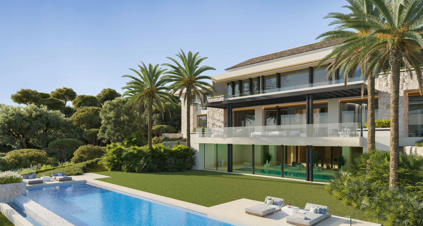 FOR SALE 🏡 Gated Estate Villa with Panoramic Sea, Gibraltar and Africa Views – La Zagaleta, Benahavís