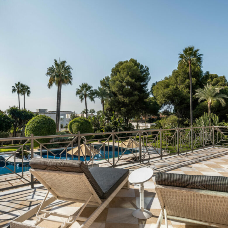 FOR SALE 🏡 Palatial Andalusian Estate with Guest House, Tennis Court & Wine Cellar – Paraiso Barronal, Estepona
