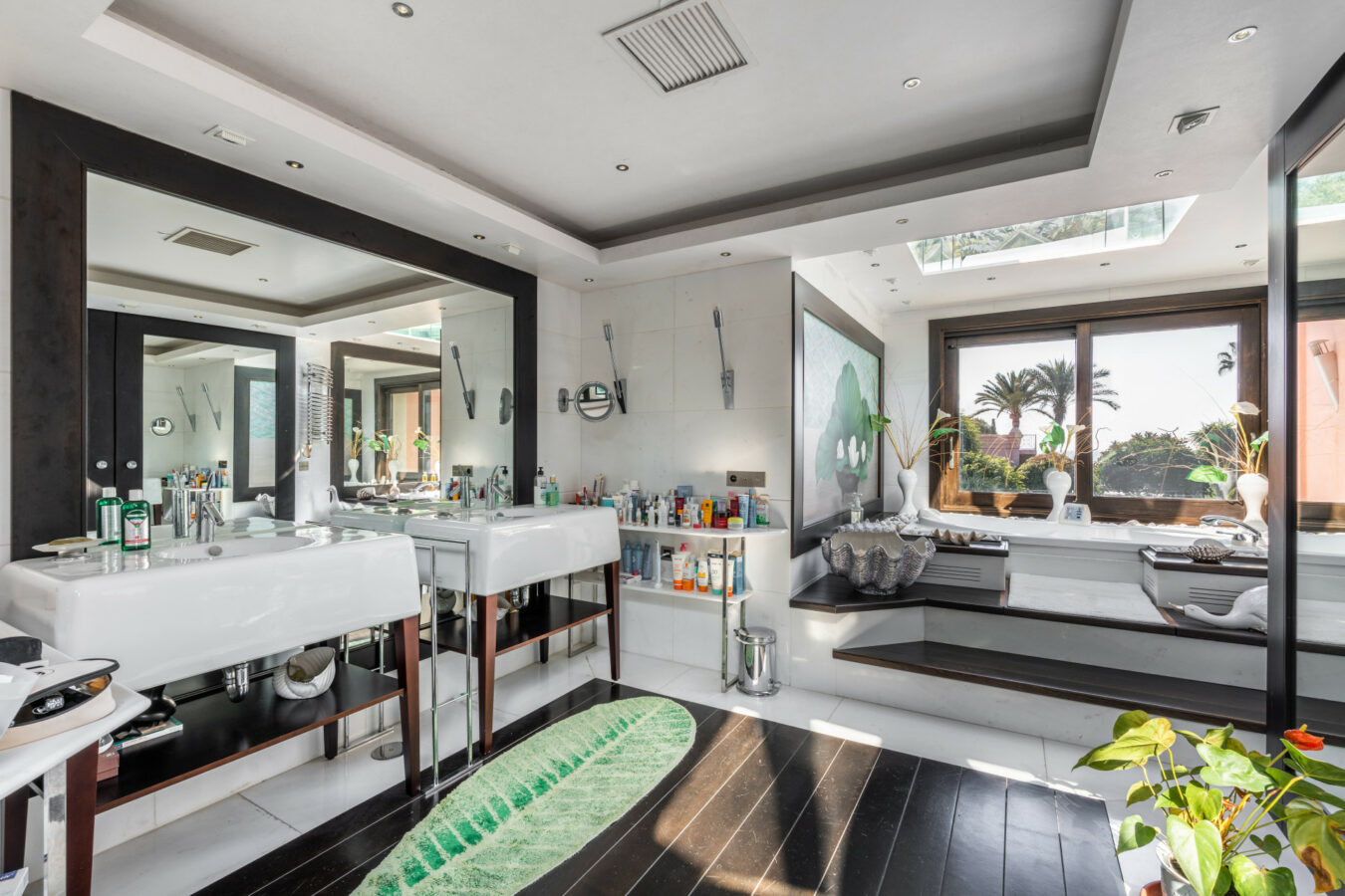 FOR SALE 🏡 Palatial Andalusian Estate with Guest House, Tennis Court & Wine Cellar – Paraiso Barronal, Estepona