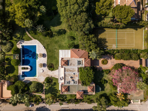 FOR SALE 🏡 Palatial Andalusian Estate with Guest House, Tennis Court & Wine Cellar – Paraiso Barronal, Estepona
