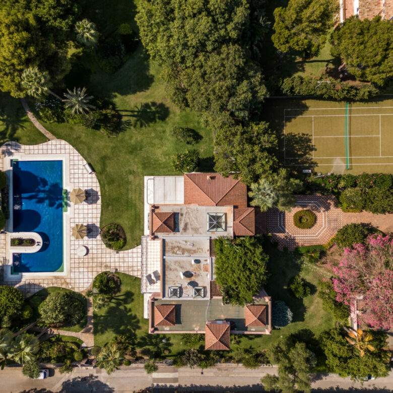 FOR SALE 🏡 Palatial Andalusian Estate with Guest House, Tennis Court & Wine Cellar – Paraiso Barronal, Estepona