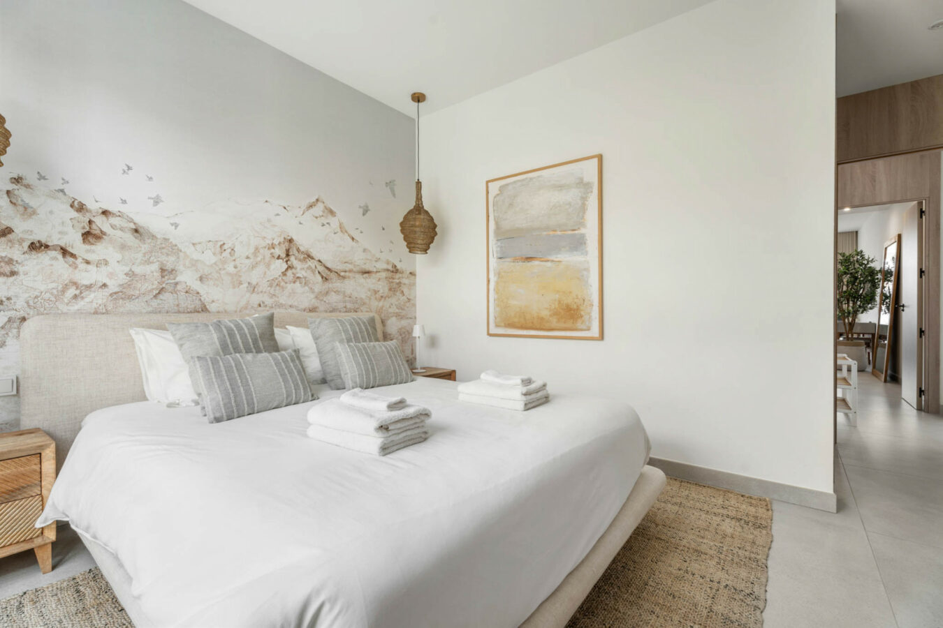 FOR SALE 🏡 Contemporary Duplex Penthouse with Private Rooftop Pool & Sea Views – Marbella East, Marbella