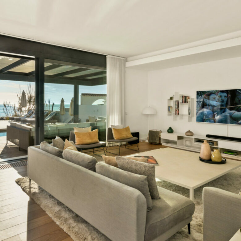 FOR SALE 🏡 Beachfront Villa with Direct Sand Access and Rooftop Wellness Deck – Costabella, Marbella