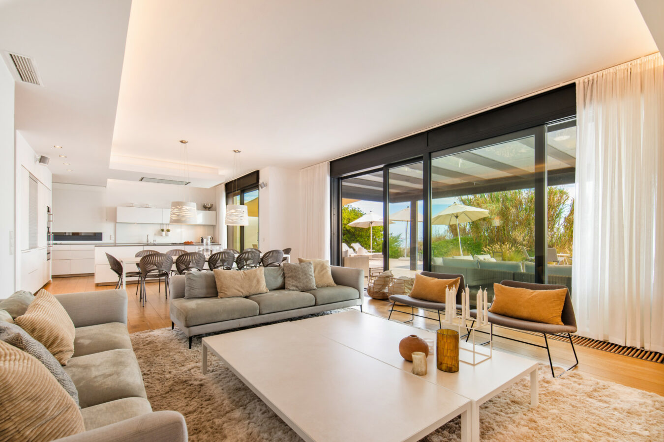 FOR SALE 🏡 Beachfront Villa with Direct Sand Access and Rooftop Wellness Deck – Costabella, Marbella