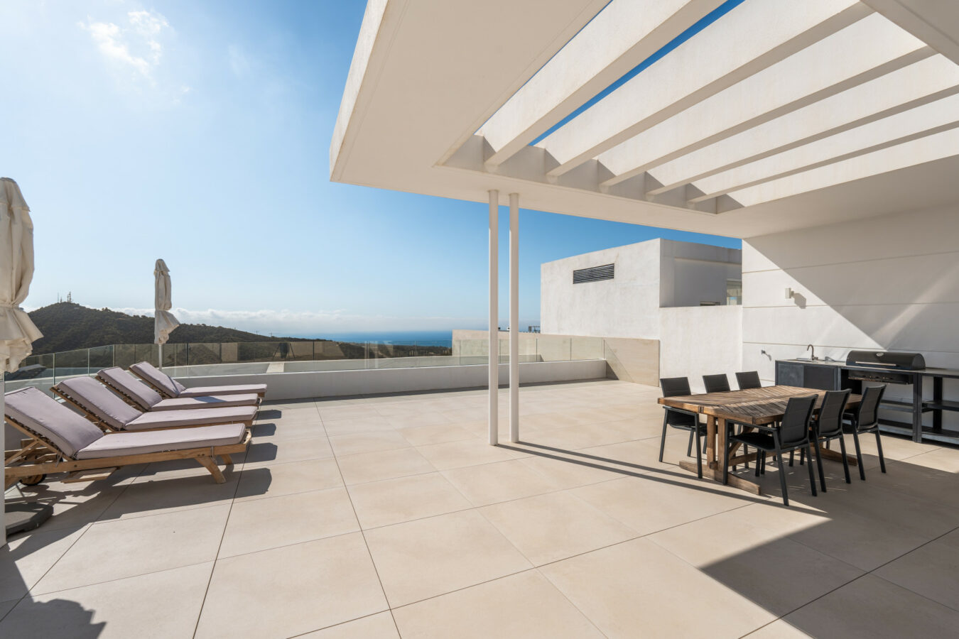 FOR SALE 🏡 Sea View Penthouse in a Gated Wellness Community – Palo Alto, Ojén