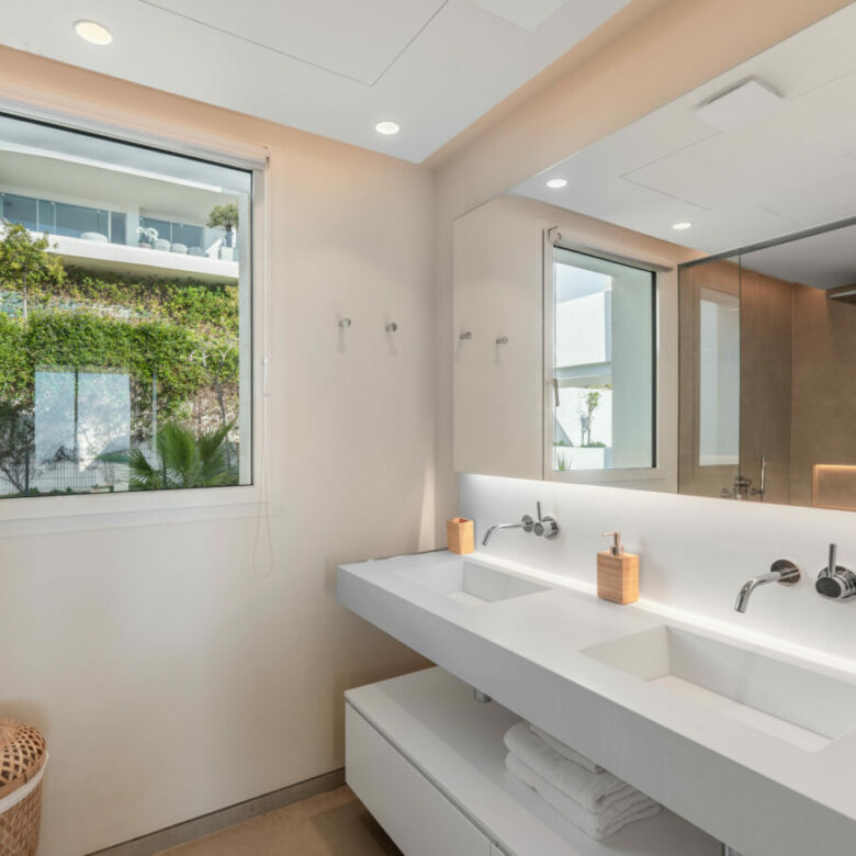 FOR SALE 🏡 Sea View Penthouse in a Gated Wellness Community – Palo Alto, Ojén