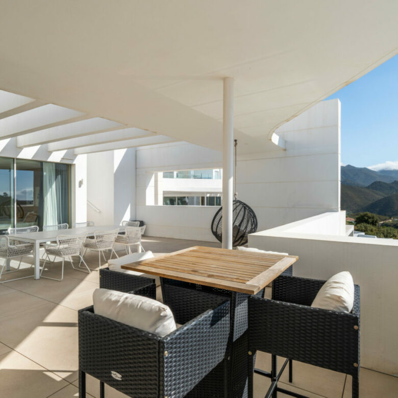 FOR SALE 🏡 Sea View Penthouse in a Gated Wellness Community – Palo Alto, Ojén