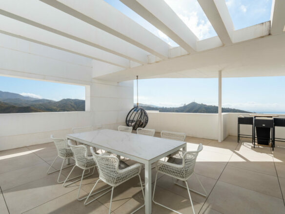 FOR SALE 🏡 Sea View Penthouse in a Gated Wellness Community – Palo Alto, Ojén
