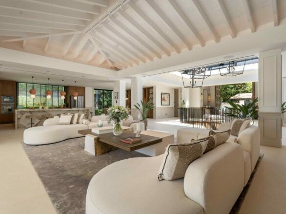 FOR SALE 🏡 Contemporary Golf Valley Villa with Indoor Wellness Spa, Cinema & Lagoon Pool – Nueva Andalucía, Marbella