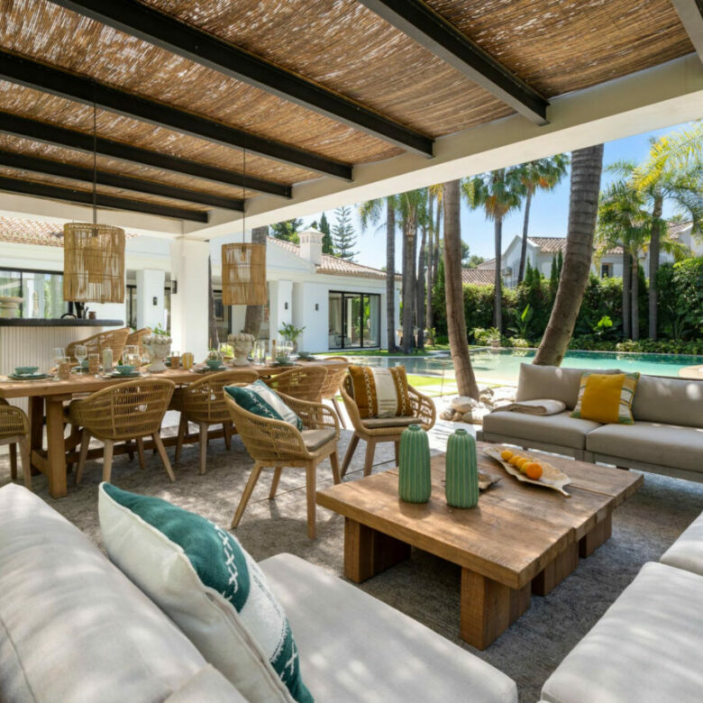 FOR SALE 🏡 Contemporary Golf Valley Villa with Indoor Wellness Spa, Cinema & Lagoon Pool – Nueva Andalucía, Marbella