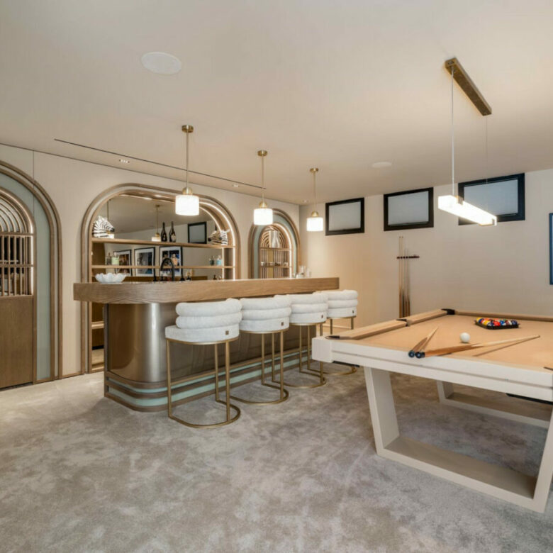 FOR SALE 🏡 Contemporary Golf Valley Villa with Indoor Wellness Spa, Cinema & Lagoon Pool – Nueva Andalucía, Marbella