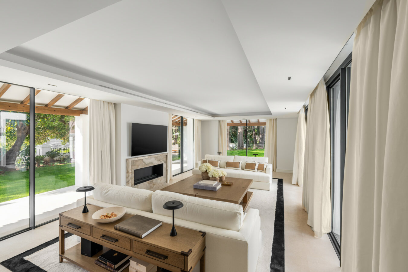 FOR SALE 🏡 Contemporary Golf Valley Villa with Spa, Cinema and Panoramic Views – Las Brisas, Nueva Andalucía
