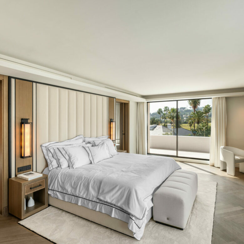 FOR SALE 🏡 Contemporary Golf Valley Villa with Spa, Cinema and Panoramic Views – Las Brisas, Nueva Andalucía
