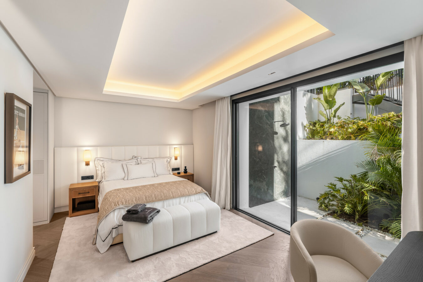 FOR SALE 🏡 Contemporary Golf Valley Villa with Spa, Cinema and Panoramic Views – Las Brisas, Nueva Andalucía