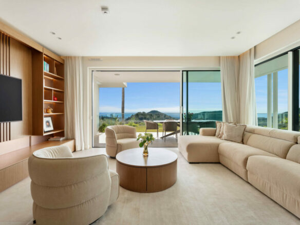 FOR SALE 🏡 Panoramic Corner Garden Apartment in a Gated Hillside Community – Palo Alto, Marbella