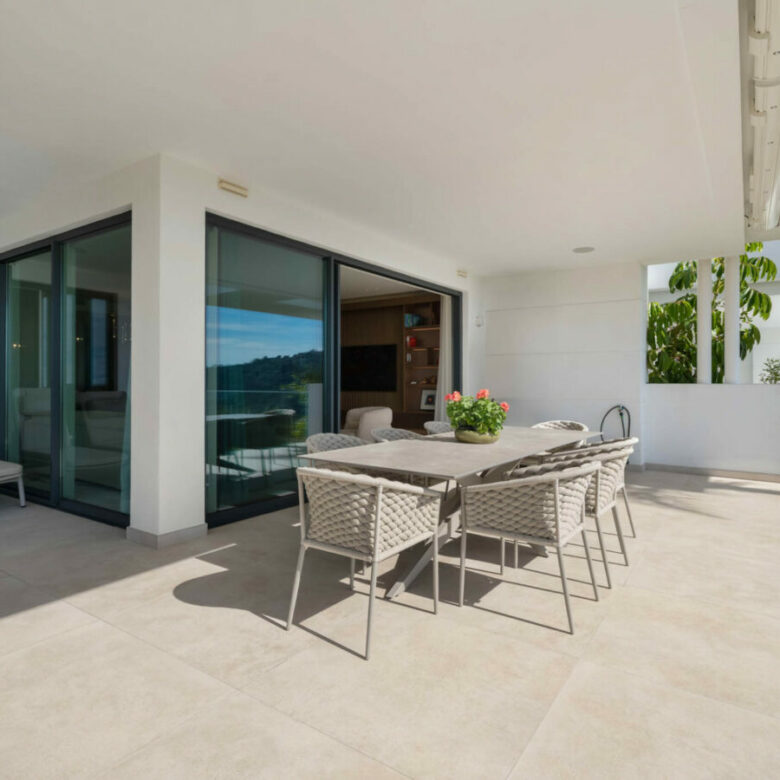 FOR SALE 🏡 Panoramic Corner Garden Apartment in a Gated Hillside Community – Palo Alto, Marbella
