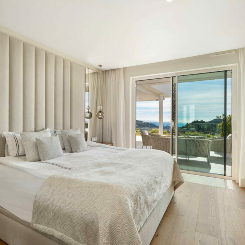 FOR SALE 🏡 Panoramic Corner Garden Apartment in a Gated Hillside Community – Palo Alto, Marbella