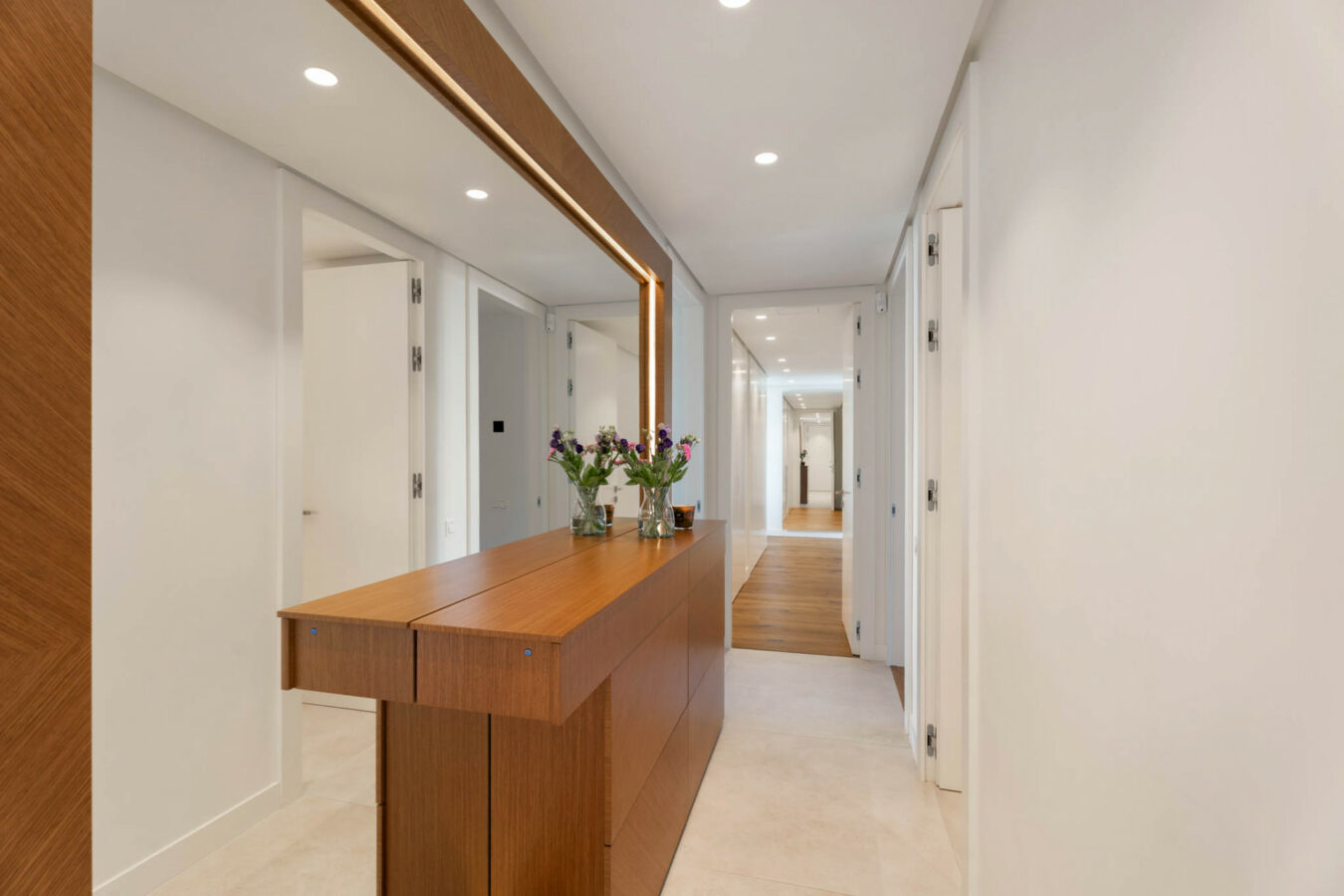 FOR SALE 🏡 Panoramic Corner Garden Apartment in a Gated Hillside Community – Palo Alto, Marbella