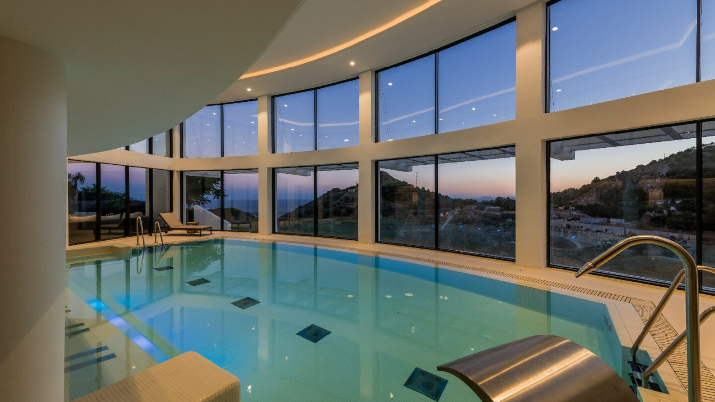 FOR SALE 🏡 Panoramic Corner Garden Apartment in a Gated Hillside Community – Palo Alto, Marbella