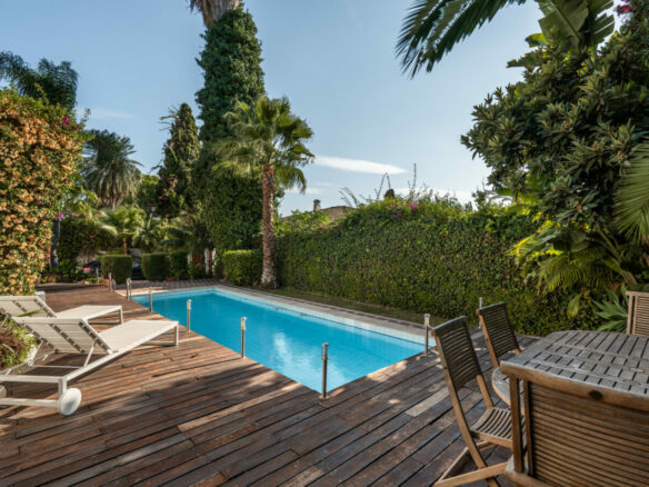 FOR SALE 🏡 Frontline Golf Villa with Private Pool and Sauna – San Pedro de Alcántara, Marbella