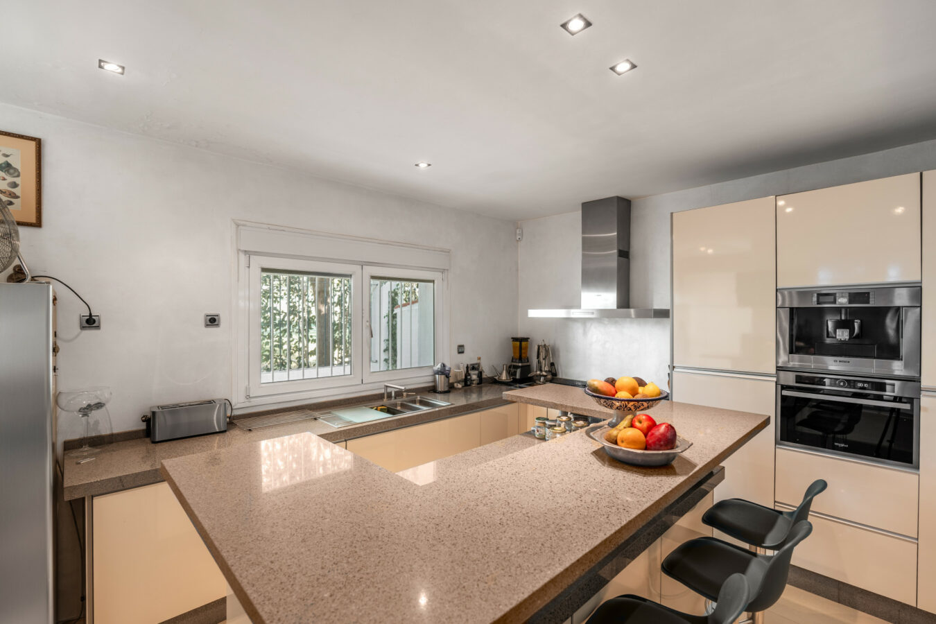 listing-195308-09 FOR SALE š” Frontline Golf Villa with Private Pool and Sauna – San Pedro de AlcĆ”ntara, Marbella