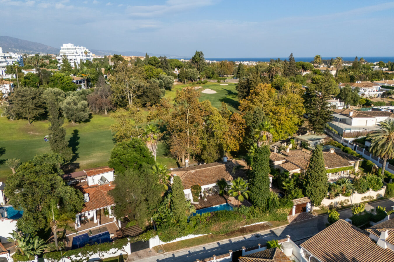 listing-195308-23 FOR SALE š” Frontline Golf Villa with Private Pool and Sauna – San Pedro de AlcĆ”ntara, Marbella
