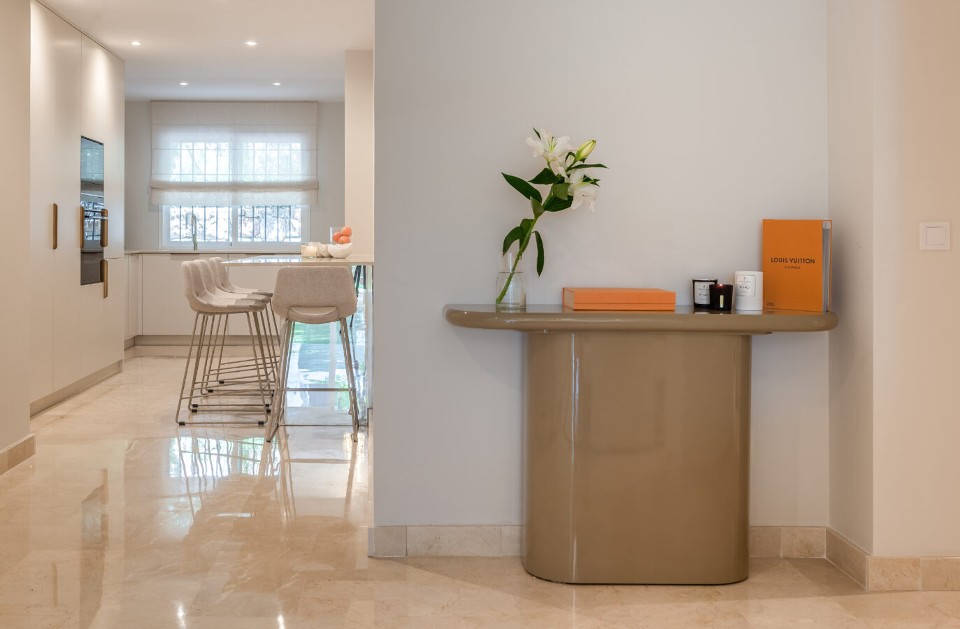FOR SALE 🏡 Renovated Ground-Floor Apartment with Direct Pool Access – Sierra Blanca, Golden Mile, Marbella