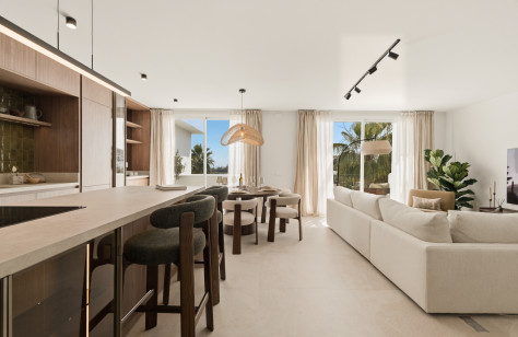 FOR SALE 🏡 Renovated Duplex Penthouse with Panoramic Views – Lomas del Marqués, Benahavís