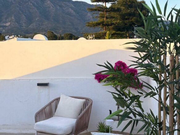 FOR SALE 🏡 Renovated Duplex Penthouse with La Concha Views – Los Dragos, Aloha, Nueva Andalucía