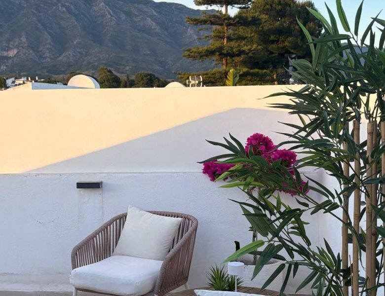 FOR SALE 🏡 Renovated Duplex Penthouse with La Concha Views – Los Dragos, Aloha, Nueva Andalucía