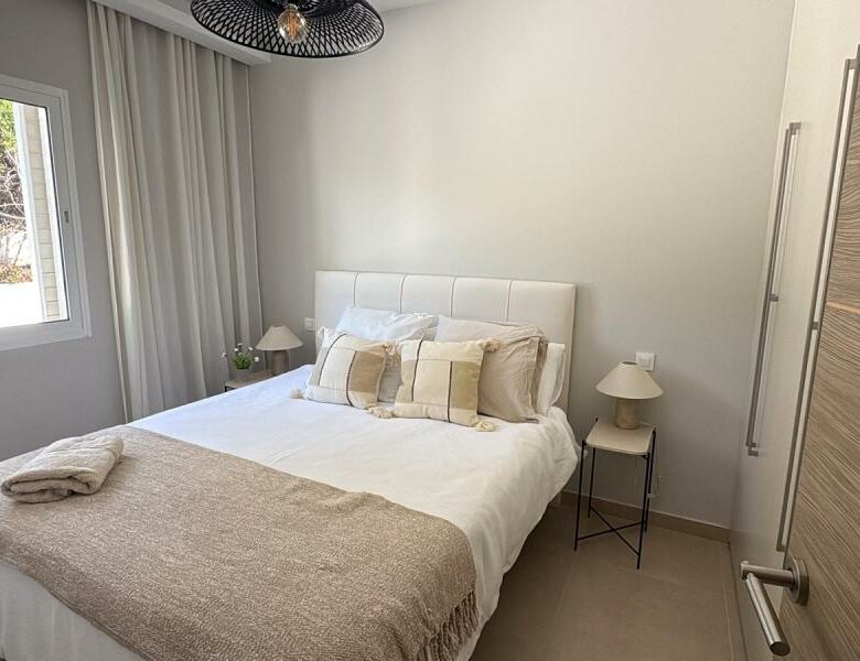FOR SALE 🏡 Renovated Duplex Penthouse with La Concha Views – Los Dragos, Aloha, Nueva Andalucía
