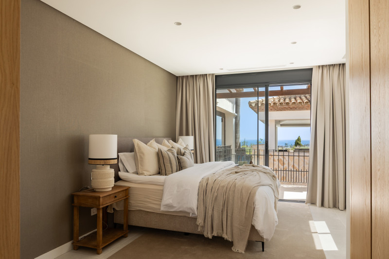 FOR SALE 🏡 Turnkey Luxury Villa with Panoramic Sea Views – Los Flamingos, Benahavís
