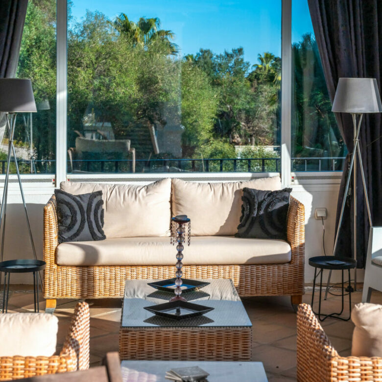 FOR SALE 🏡 Exceptional Andalusian Family Villa – Zona F, Sotogrande