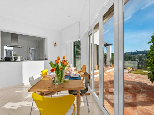 FOR SALE 🏡 Exceptional Andalusian Family Villa – Zona F, Sotogrande