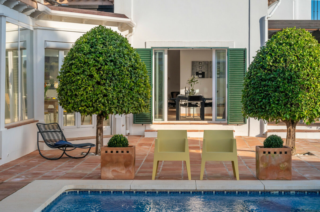 FOR SALE 🏡 Exceptional Andalusian Family Villa – Zona F, Sotogrande