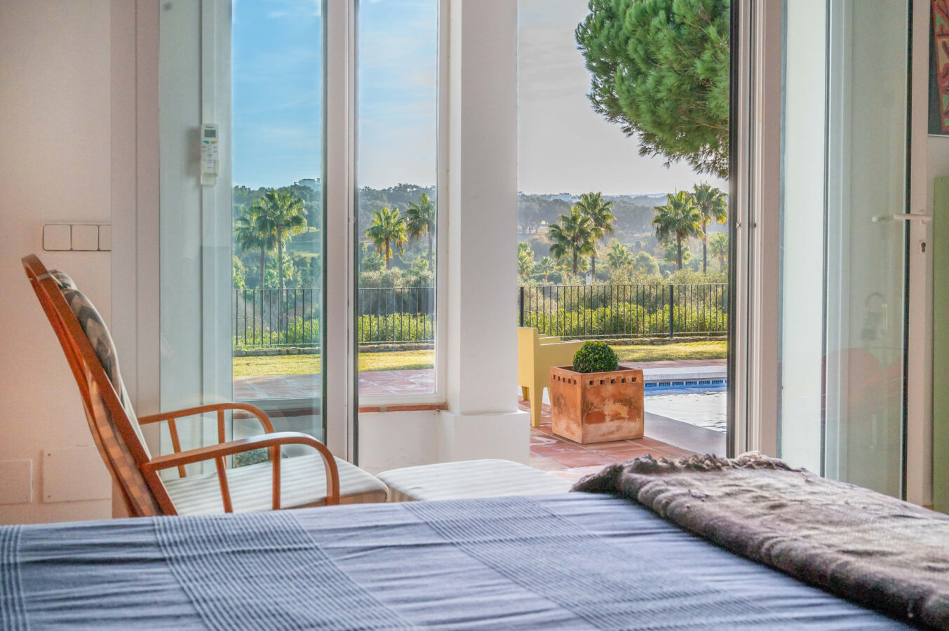 FOR SALE 🏡 Exceptional Andalusian Family Villa – Zona F, Sotogrande