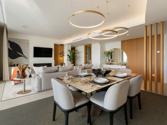 FOR SALE 🏡 Exceptional 3-Bedroom Apartment with Panoramic Sea Views – Real de La Quinta, Benahavís, Marbella