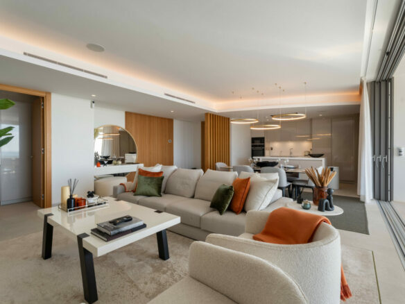 FOR SALE 🏡 Exceptional 3-Bedroom Apartment with Panoramic Sea Views – Real de La Quinta, Benahavís, Marbella