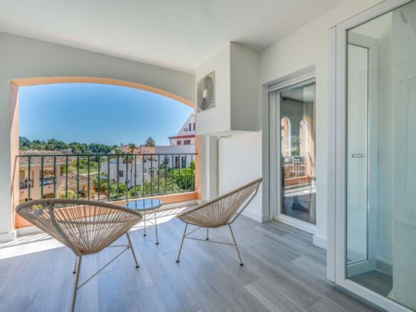 FOR SALE 🏡 Modern 3-Bedroom Apartment with La Concha Views – Puerto Golf, Nueva Andalucía, Marbella