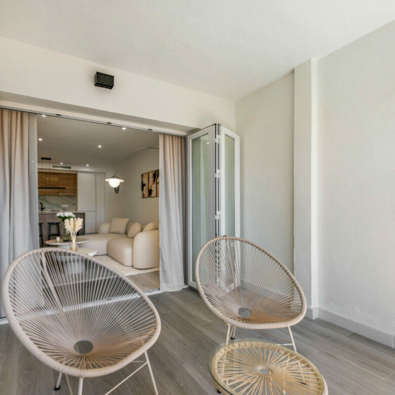 FOR SALE 🏡 Modern 3-Bedroom Apartment with La Concha Views – Puerto Golf, Nueva Andalucía, Marbella