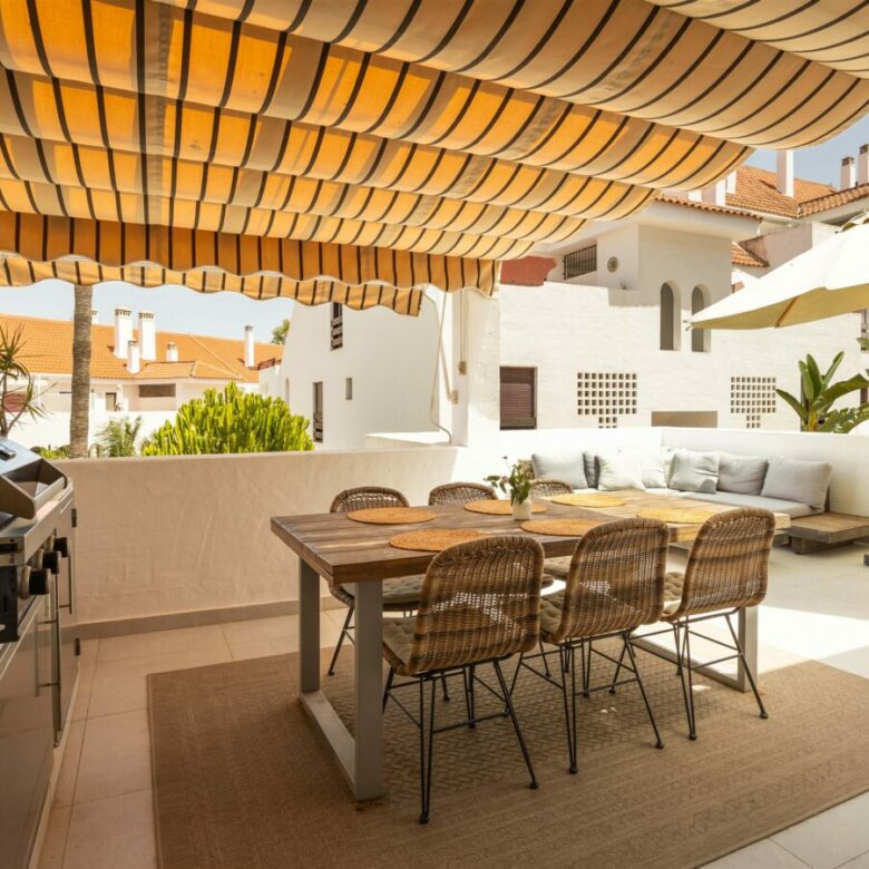 FOR SALE 🏡 Apartment with Tourist Licence – La Maestranza, Nueva Andalucía, Marbella