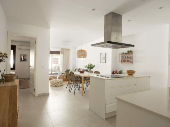 FOR SALE 🏡 Apartment with Tourist Licence – La Maestranza, Nueva Andalucía, Marbella