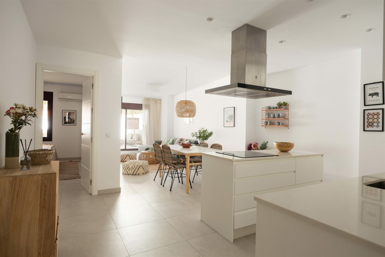 FOR SALE 🏡 Apartment with Tourist Licence – La Maestranza, Nueva Andalucía, Marbella