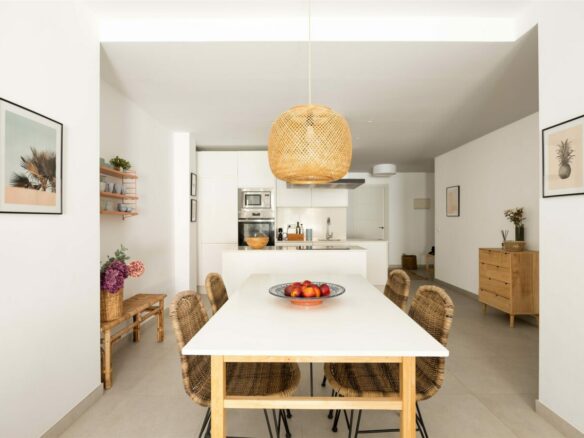 FOR SALE 🏡 Apartment with Tourist Licence – La Maestranza, Nueva Andalucía, Marbella