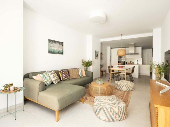 FOR SALE 🏡 Apartment with Tourist Licence – La Maestranza, Nueva Andalucía, Marbella